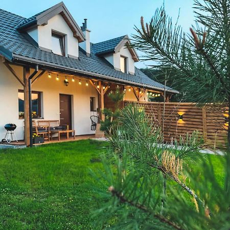Vila Zacisze W Miescie Ustrzyki Dolne Exteriér fotografie
